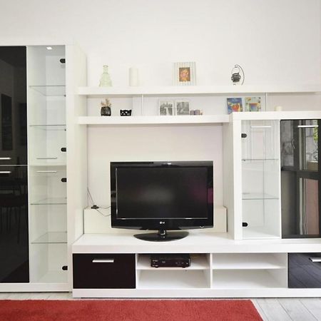 Central Apartment Njegoseva 214 コトル エクステリア 写真