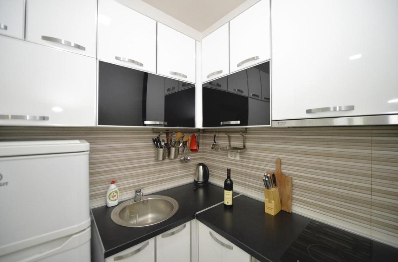 Central Apartment Njegoseva 214 コトル エクステリア 写真