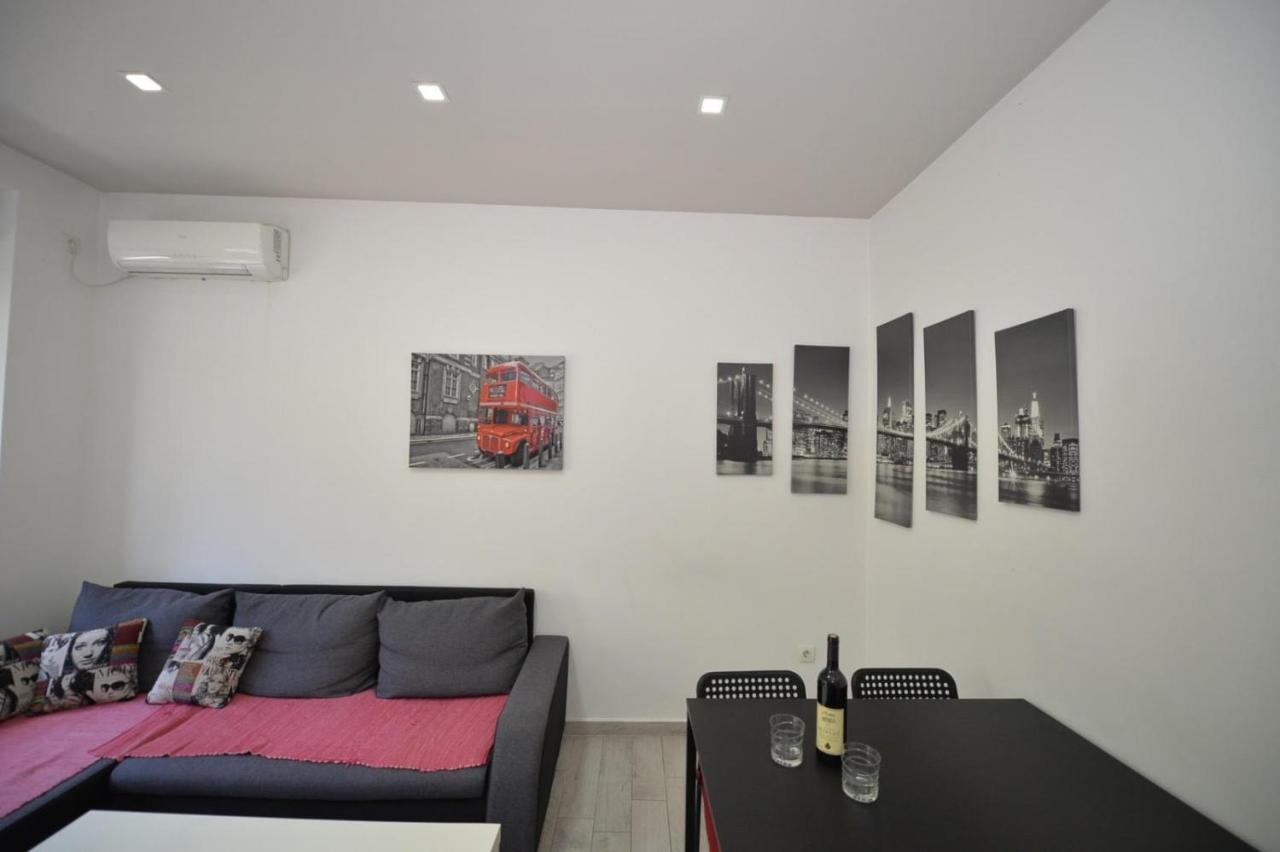 Central Apartment Njegoseva 214 コトル エクステリア 写真
