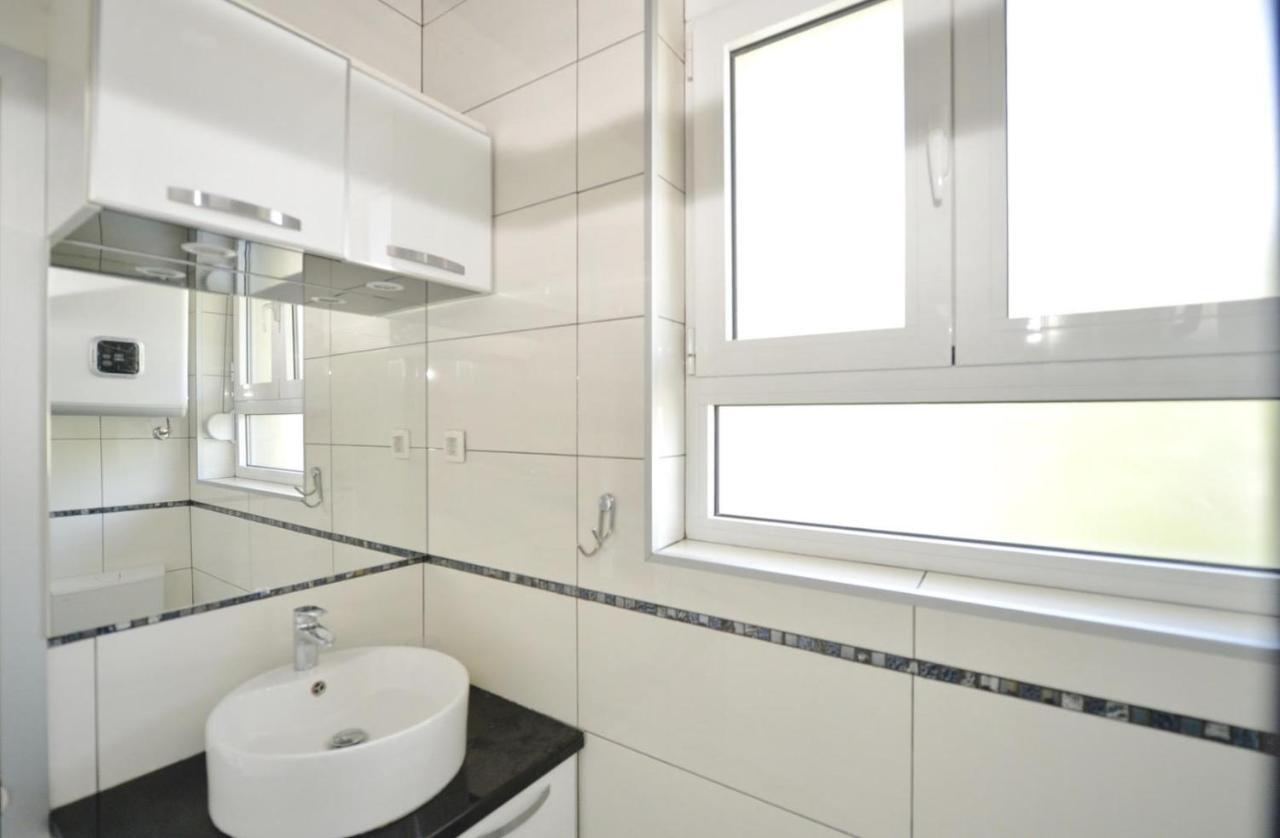 Central Apartment Njegoseva 214 コトル エクステリア 写真