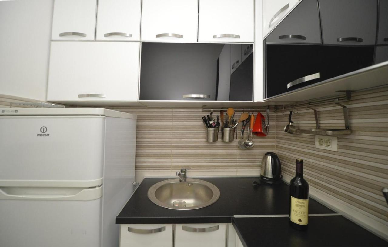 Central Apartment Njegoseva 214 コトル エクステリア 写真